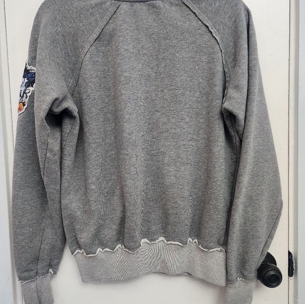 Warner Bros Gray Crewneck Sweater Ravenclaw Design Small Harry Potter - Picture 5 of 10